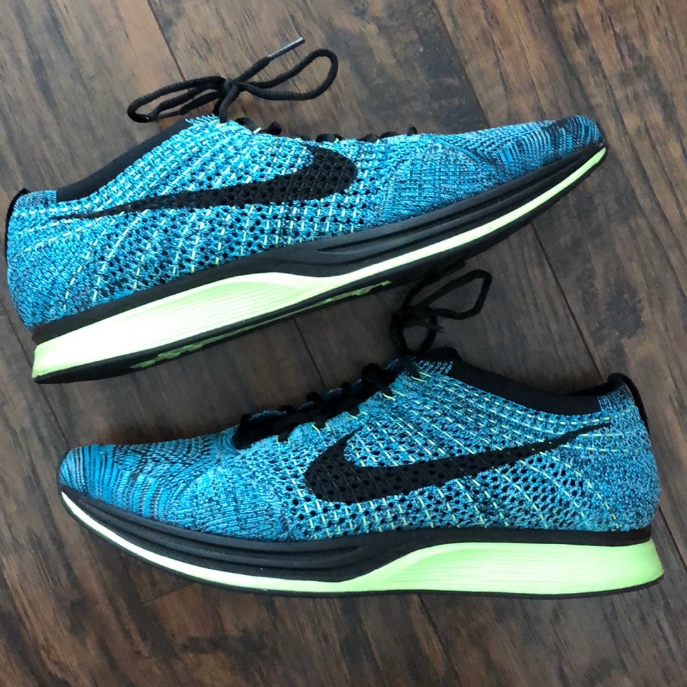 Nike Men’s Flyknit Racer
